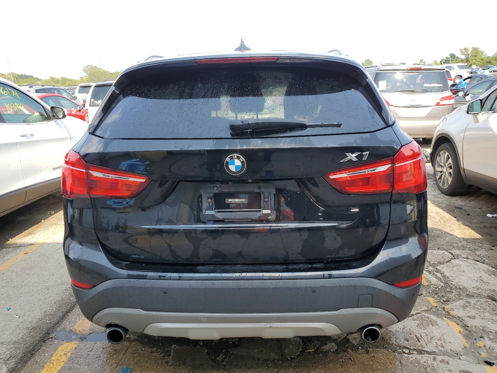 WBXHT3C36H5F82143 2017 BMW X1 xDrive28I