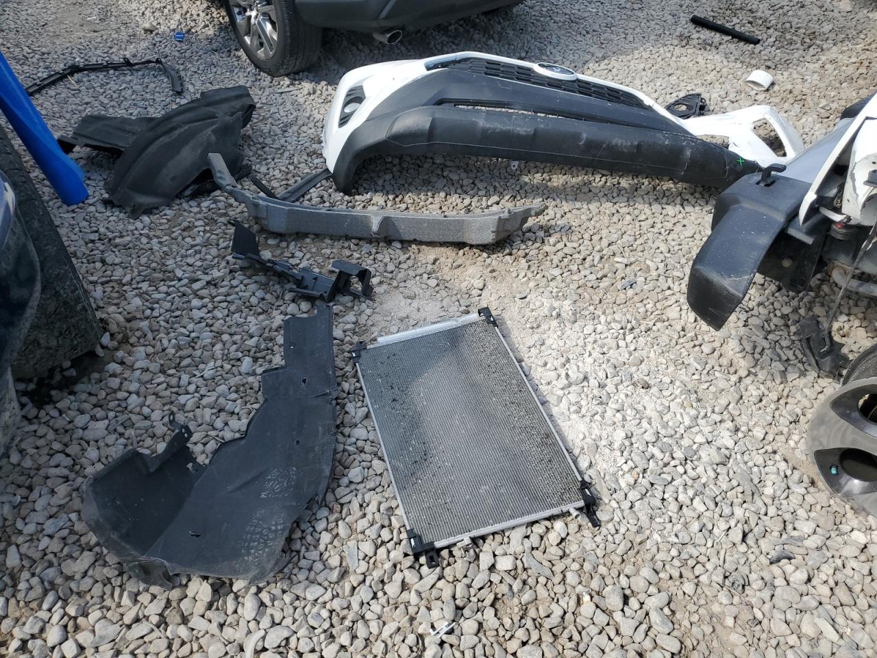 2020 Toyota Rav4 Xle Premium VIN: 2T3A1RFV5LW104668 Lot: 63676724