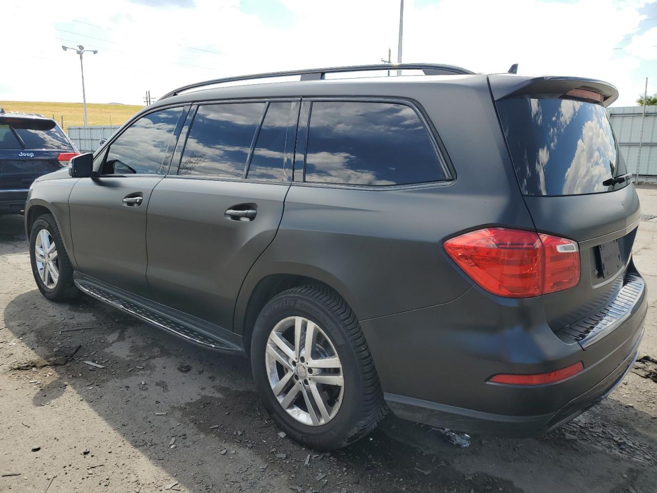 VIN 4JGDF6EE0GA659431 2016 MERCEDES-BENZ GL-CLASS no.2