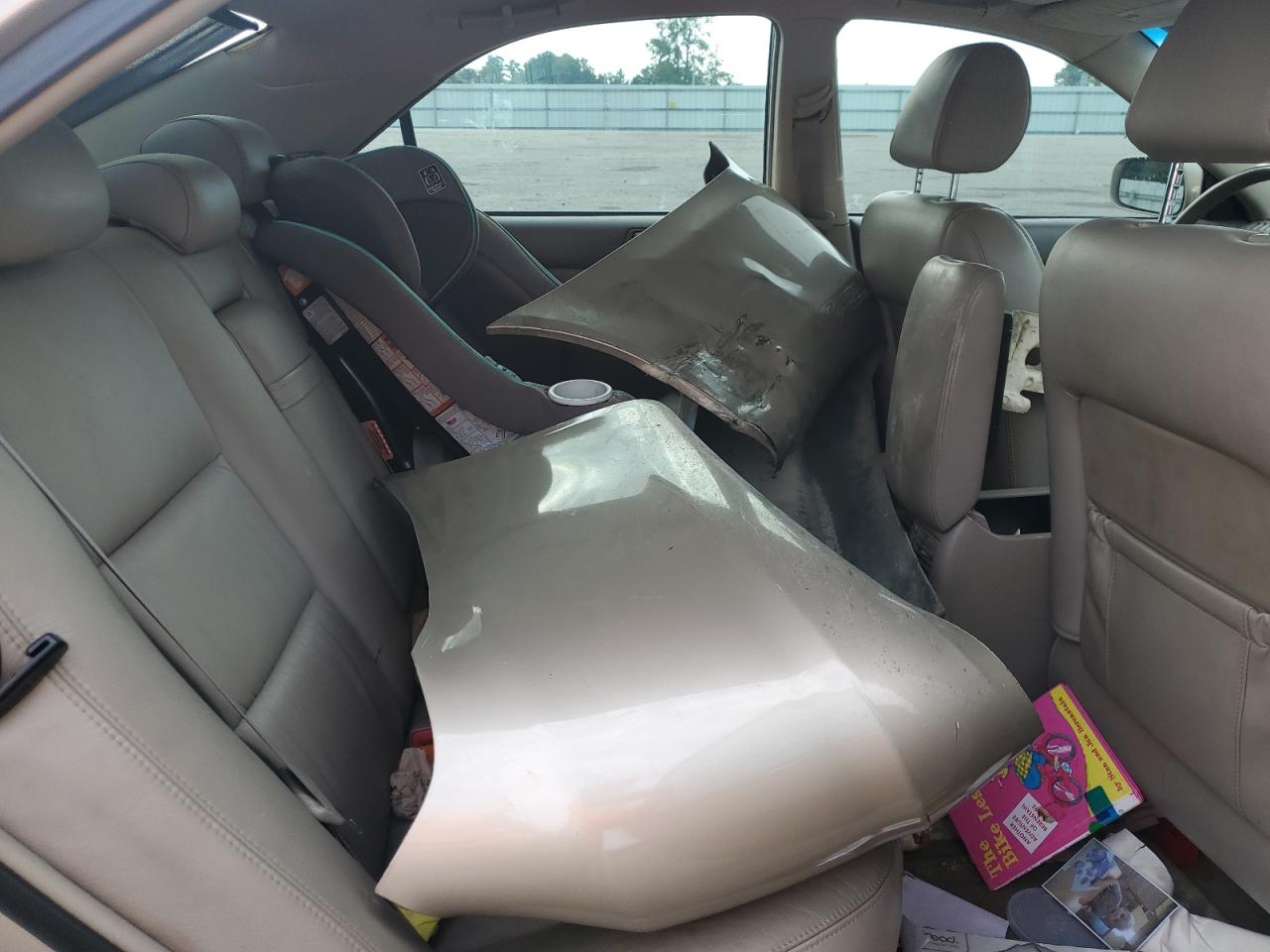 2005 Toyota Camry Le VIN: 4T1BE32K55U067893 Lot: 61916394