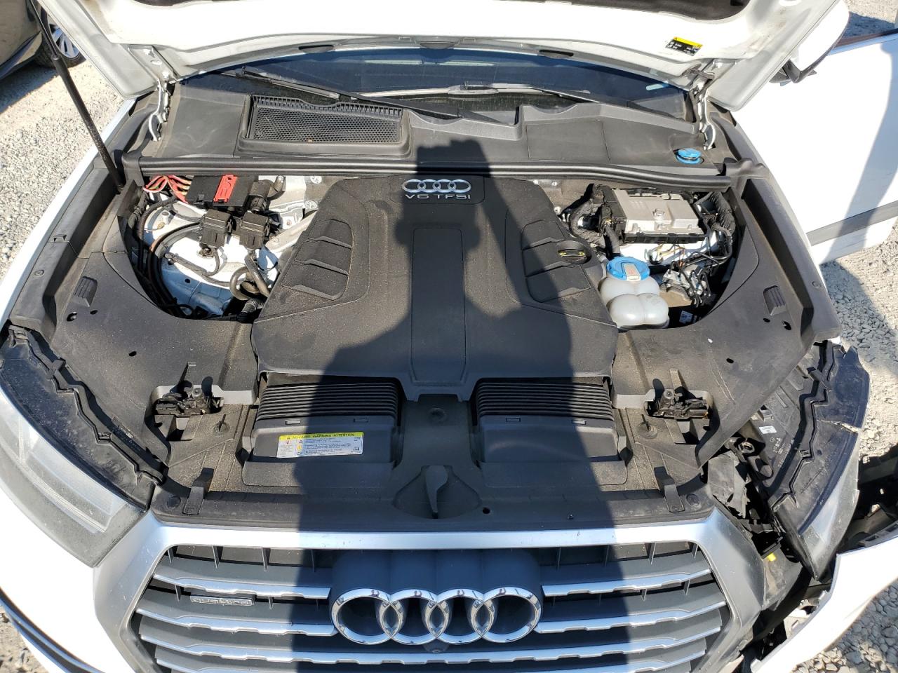 WA1VAAF75HD025231 2017 Audi Q7 Prestige