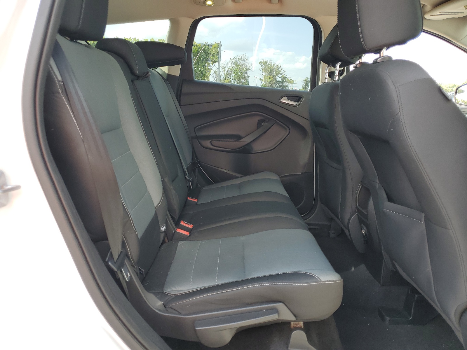 1FMCU0GX0GUB03406 2016 Ford Escape Se