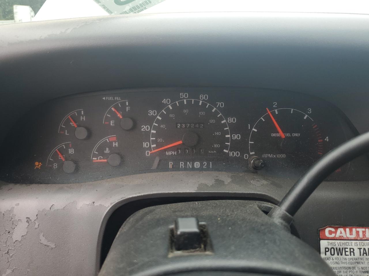 2000 Ford F550 Super Duty VIN: 1FDAF56F6YEA60726 Lot: 63408154