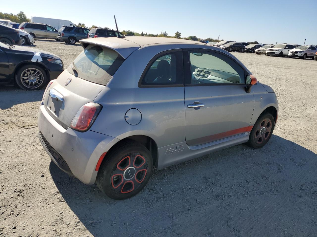 2015 Fiat 500 Electric VIN: 3C3CFFGE5FT640348 Lot: 65157044