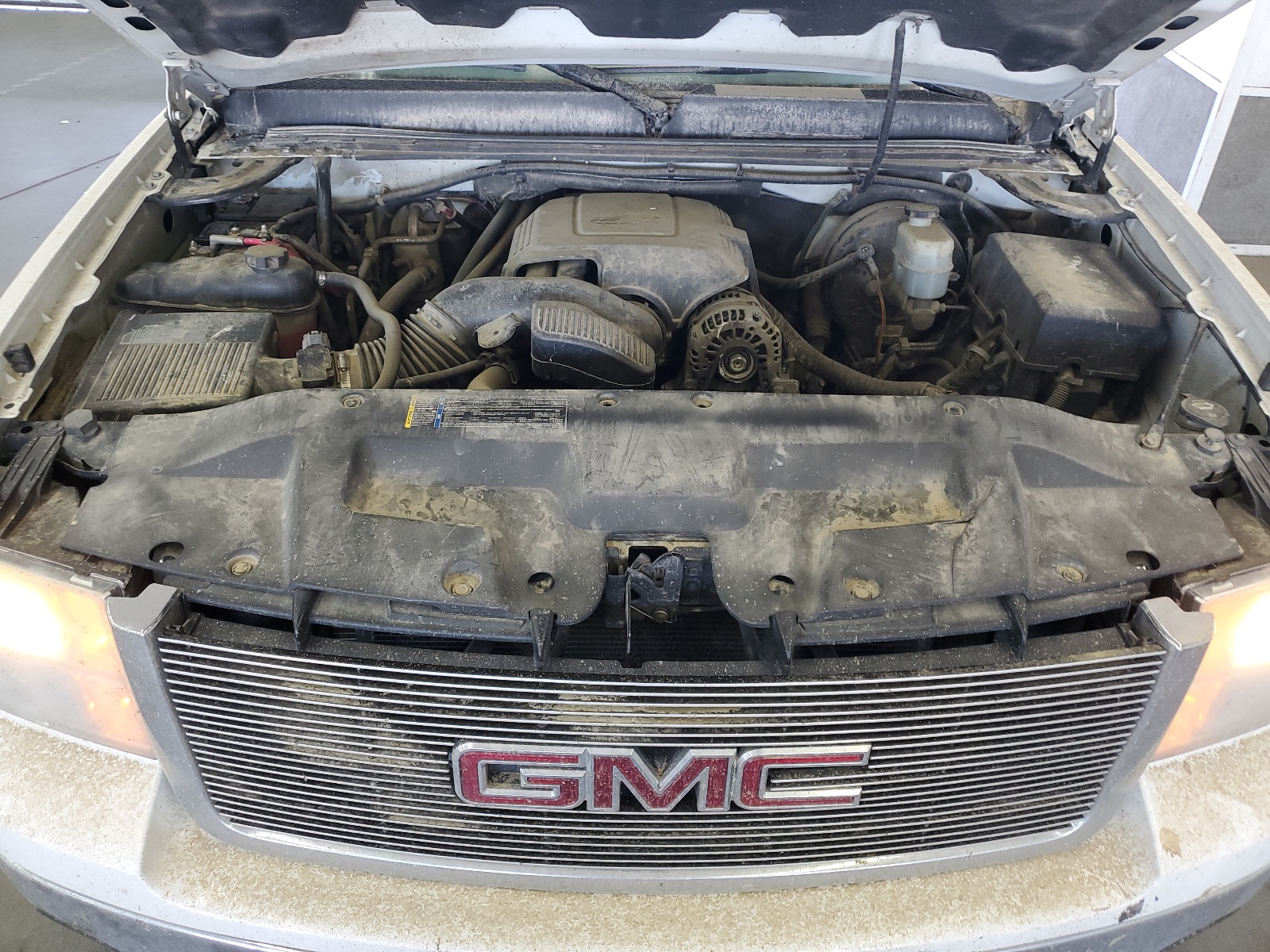 3GTP1UEA8BG118879 2011 GMC Sierra C1500 Sl