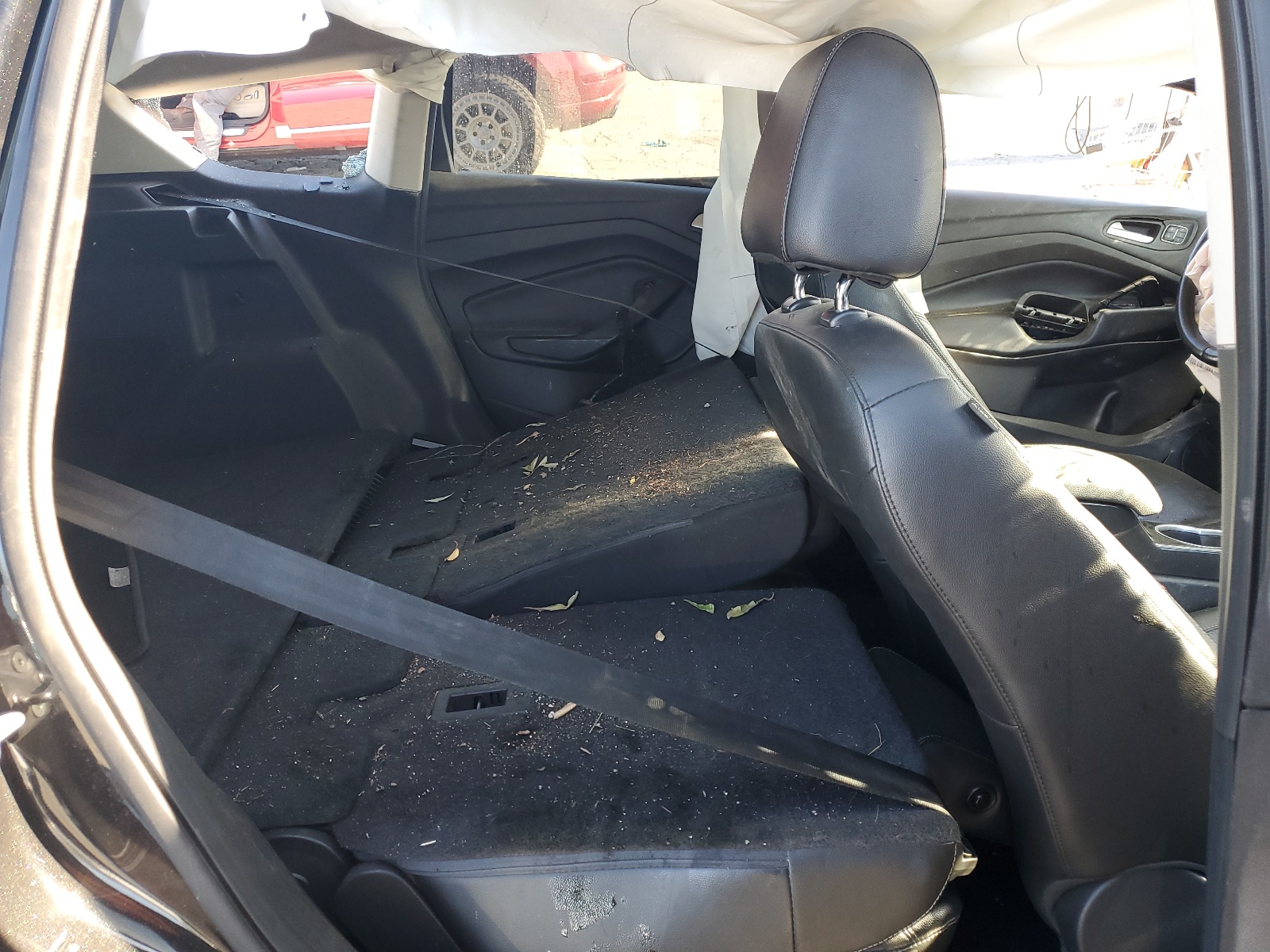 1FMCU9J90FUA79718 2015 Ford Escape Titanium