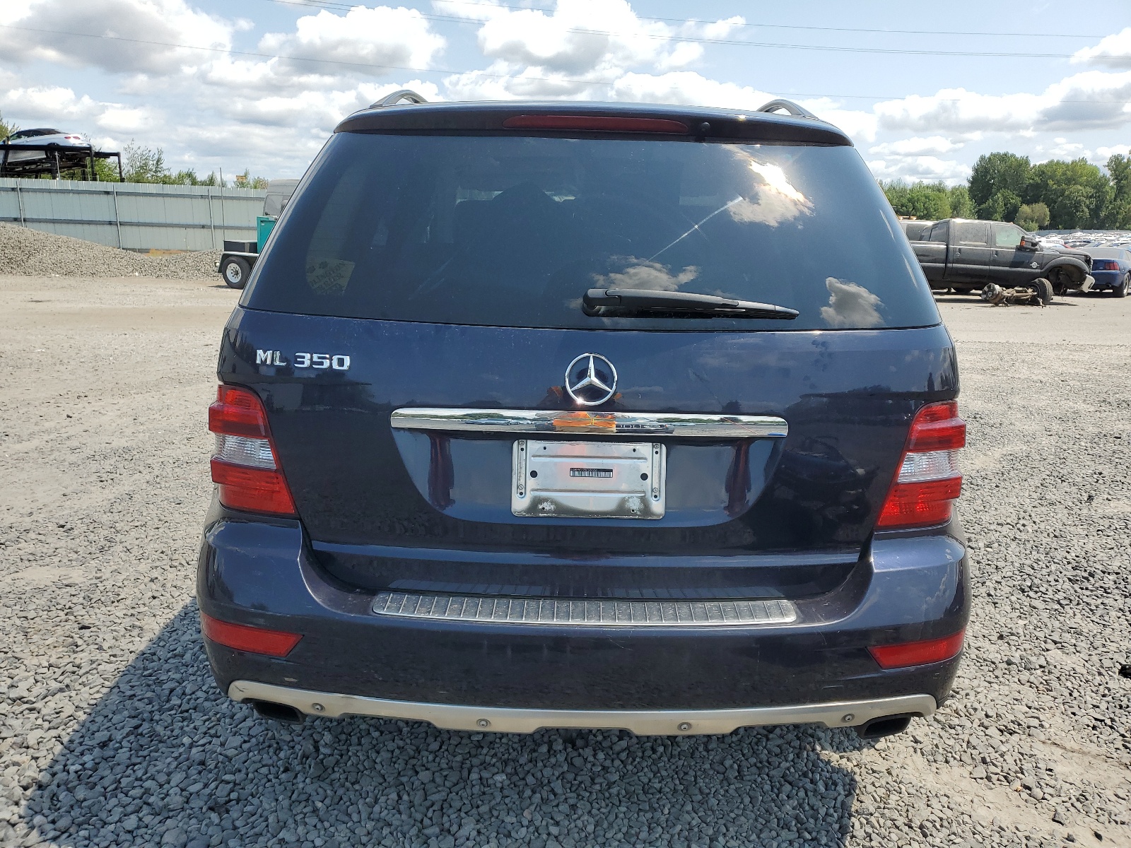 4JGBB5GB9BA694252 2011 Mercedes-Benz Ml 350