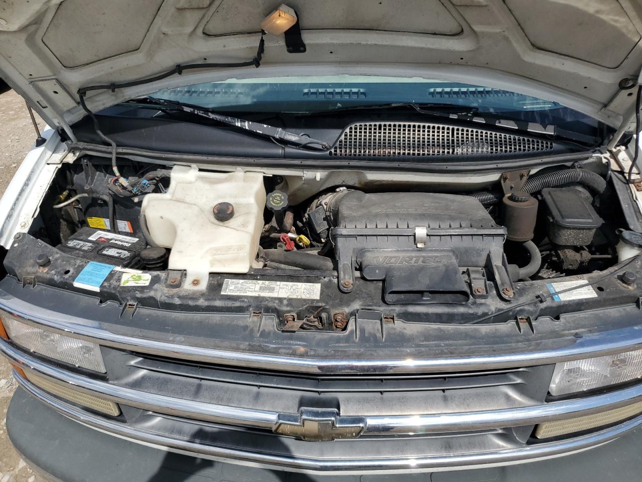 2000 Chevrolet Express G1500 VIN: 1GBFG15RXY1251007 Lot: 61920144