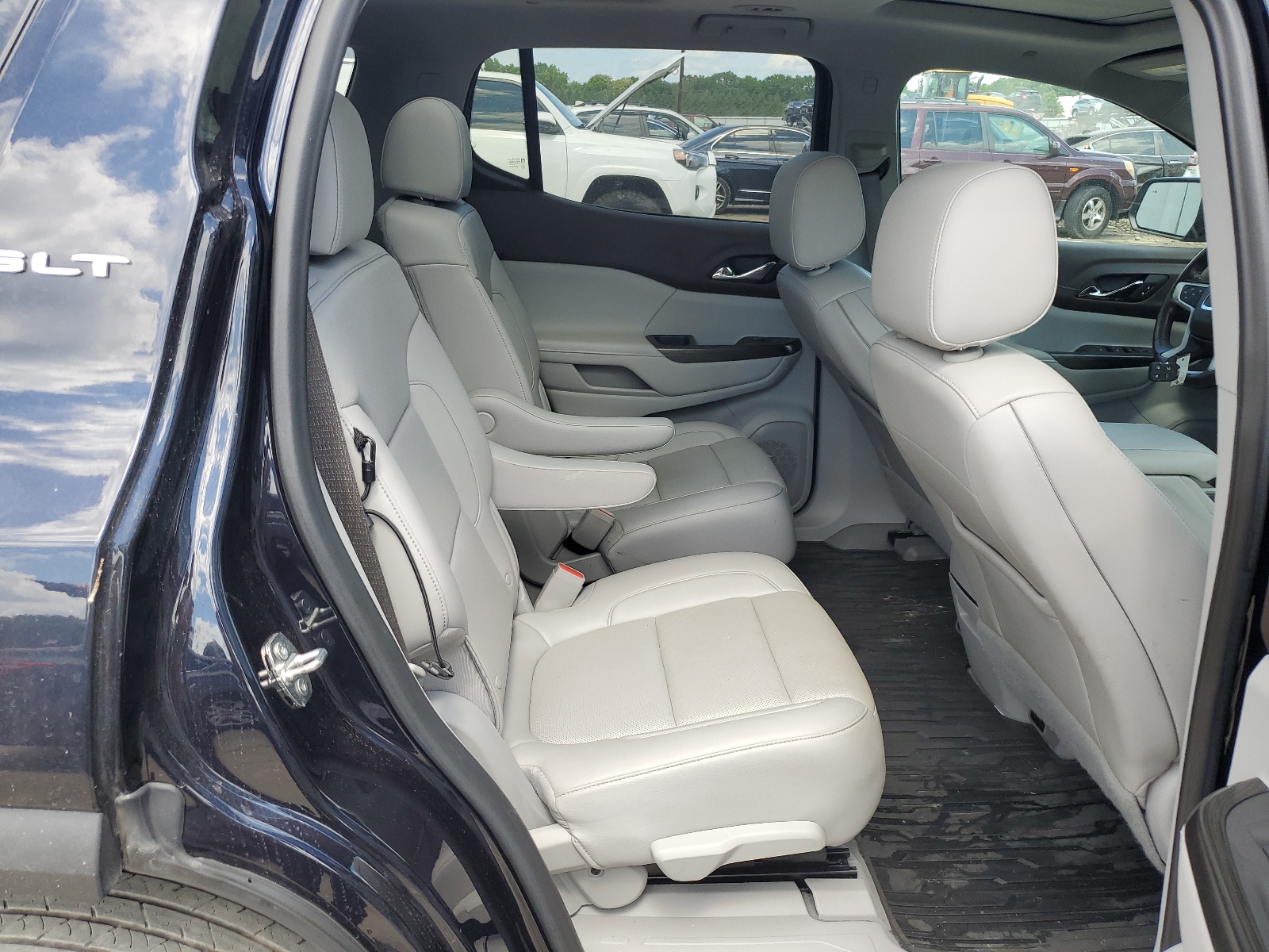 1GKKNULS8MZ183037 2021 GMC Acadia Slt