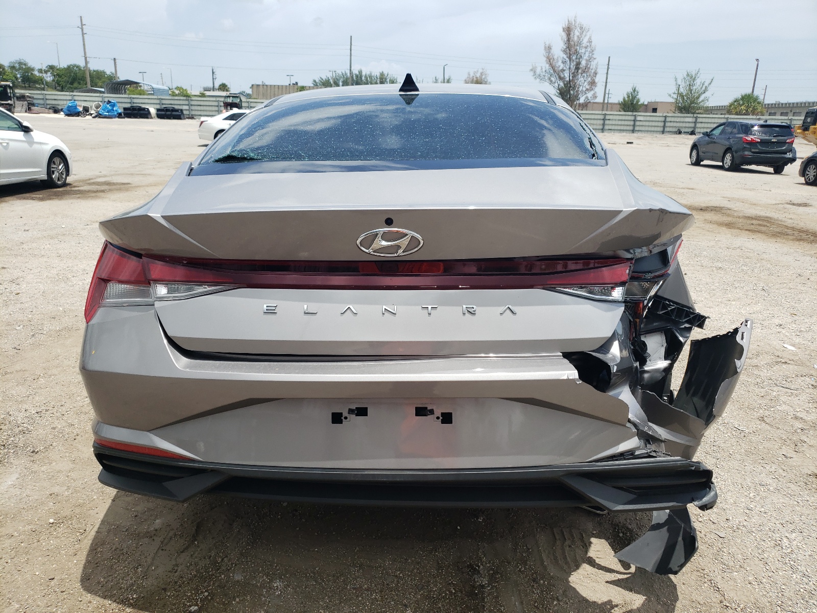 KMHLM4AG9NU238865 2022 Hyundai Elantra Sel