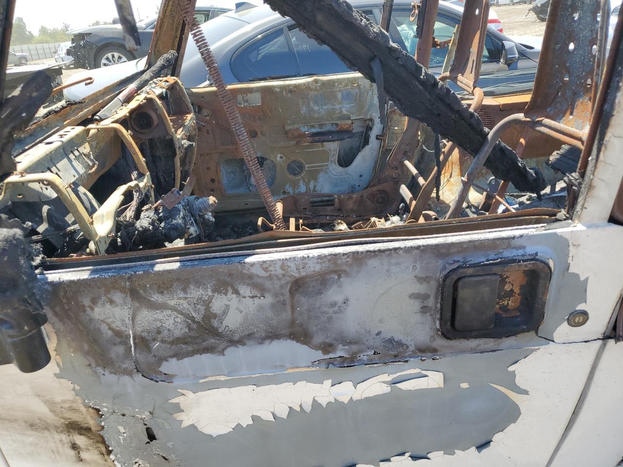 2000 Jeep Wrangler / Tj Sahara VIN: 1J4FA59S5YP722442 Lot: 62153404