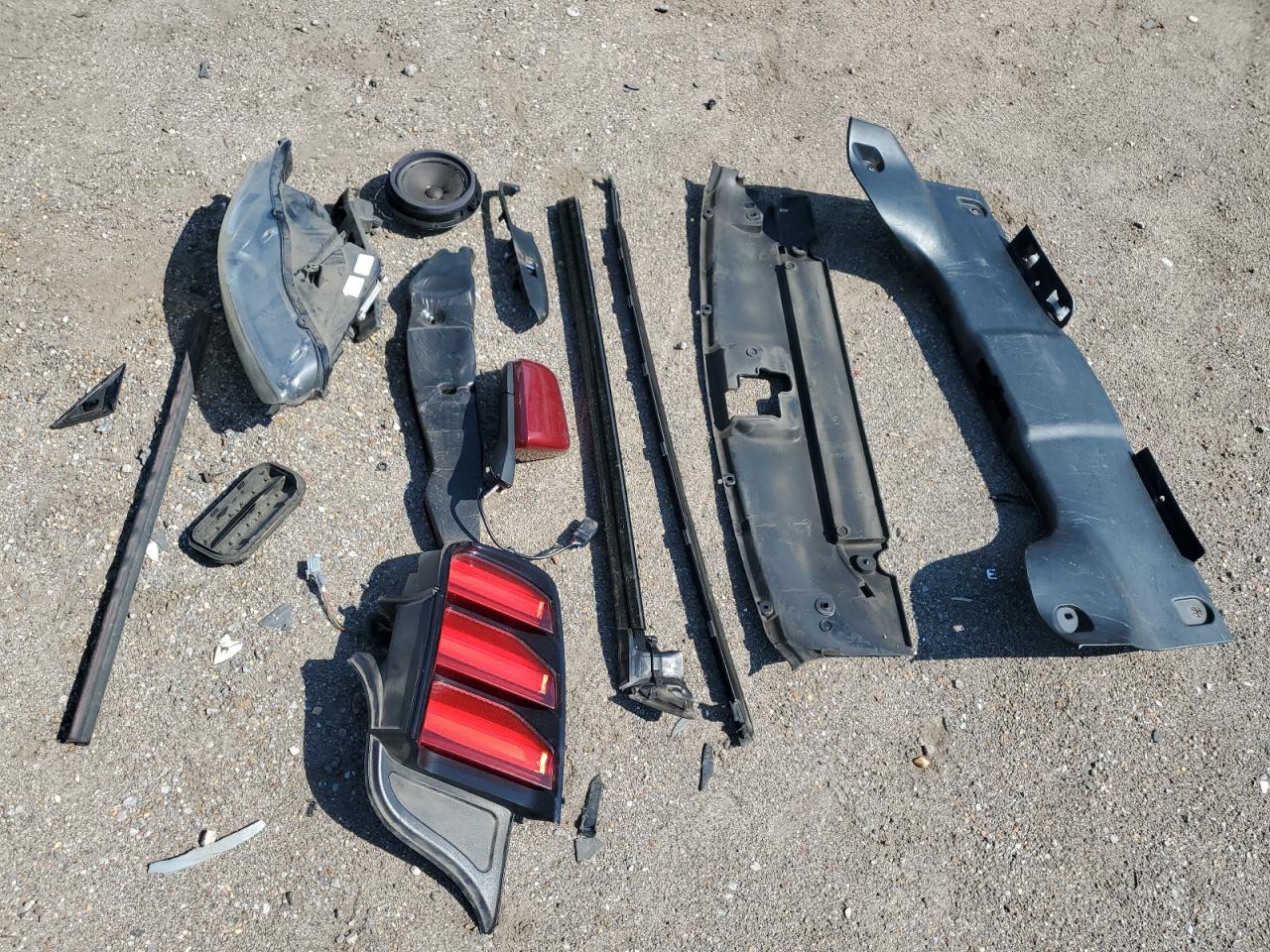 2016 Ford Mustang VIN: 1FA6P8AM9G5281398 Lot: 60941914