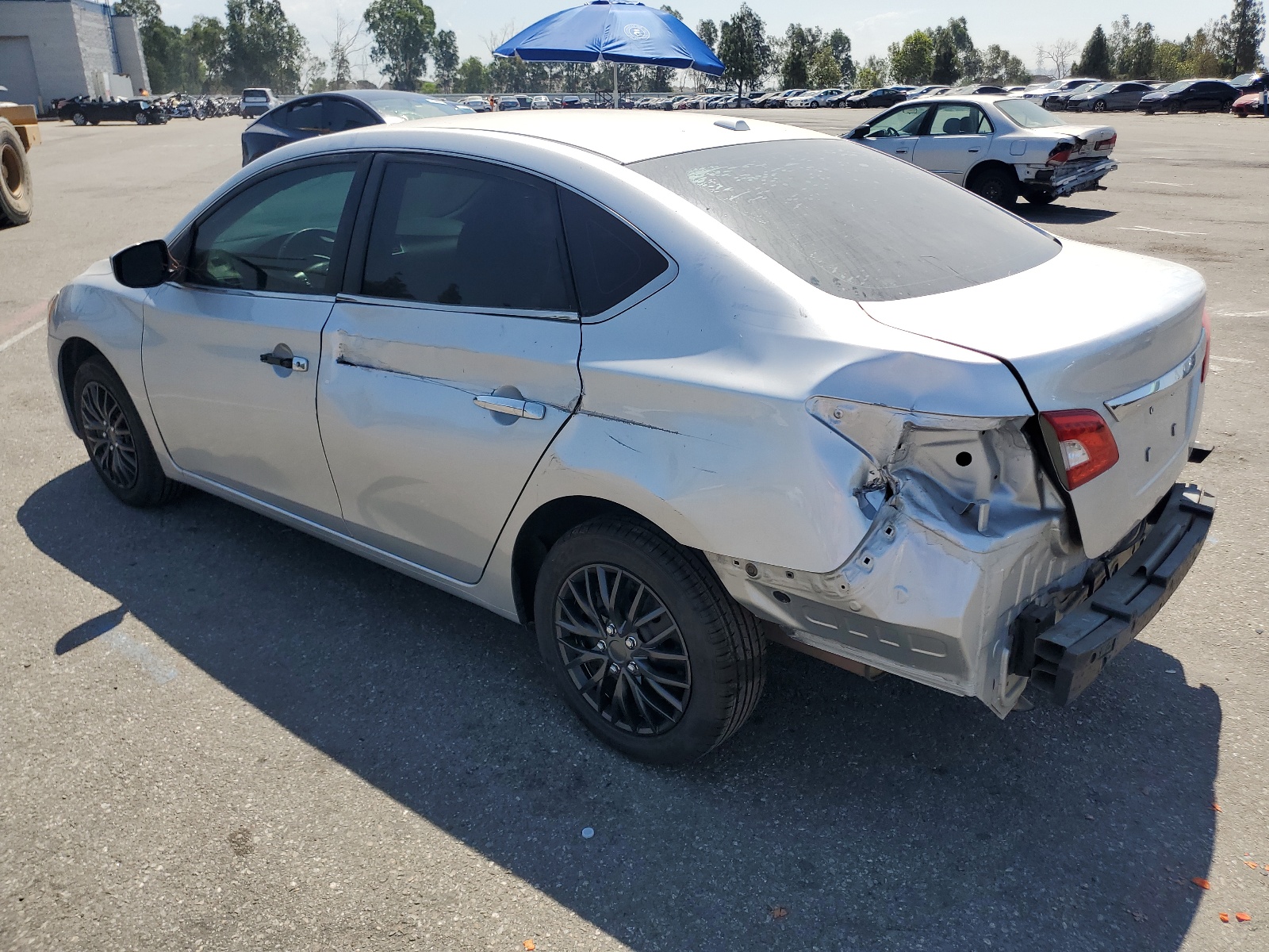 2015 Nissan Sentra S vin: 3N1AB7AP1FY262646