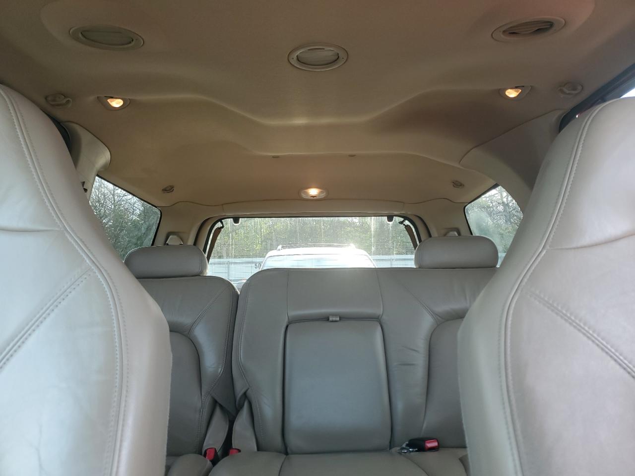 2001 Ford Expedition Eddie Bauer VIN: 1FMFU18L91LA29754 Lot: 65156314