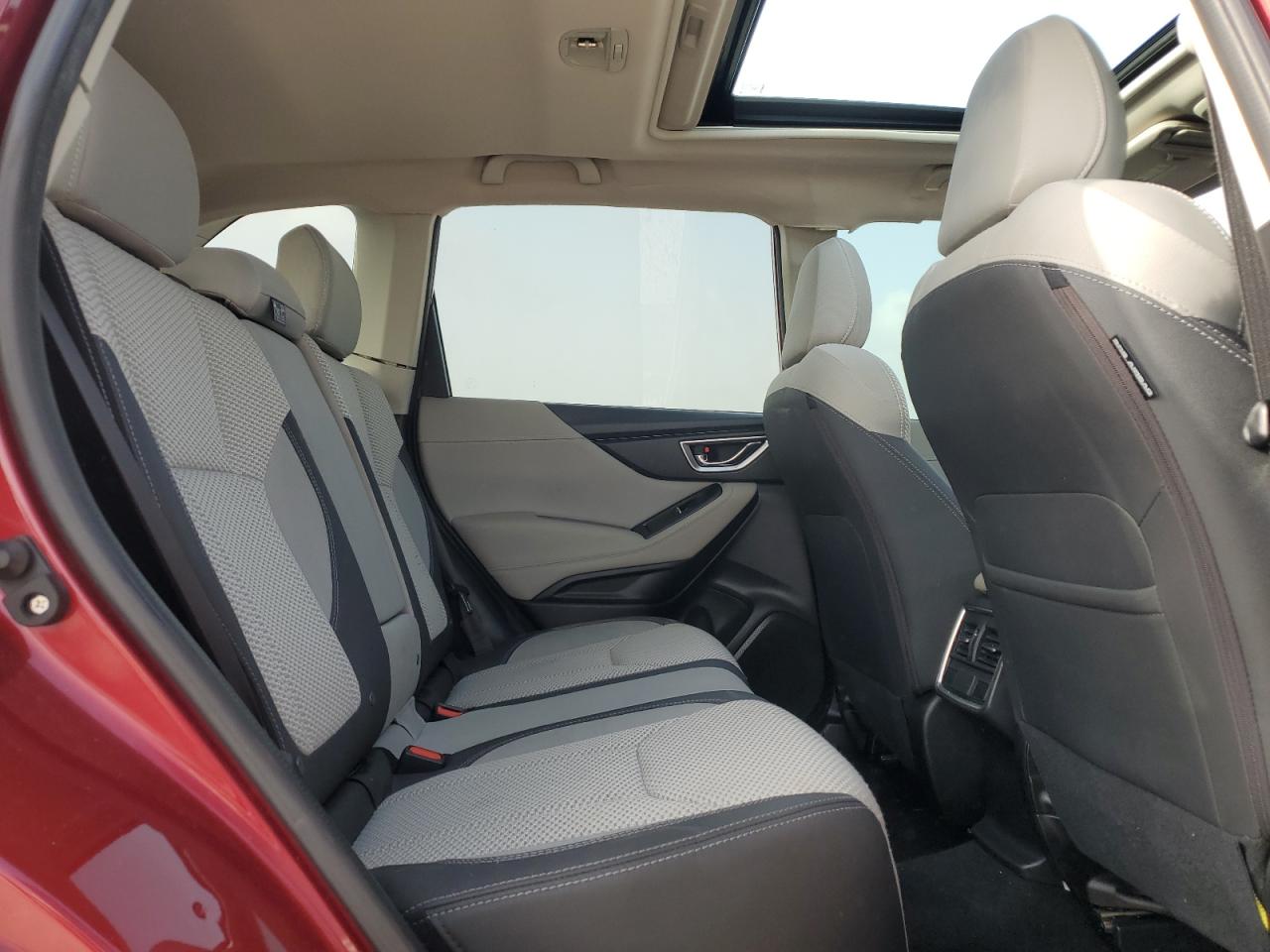 2019 Subaru Forester Premium VIN: JF2SKAEC9KH526323 Lot: 65316184