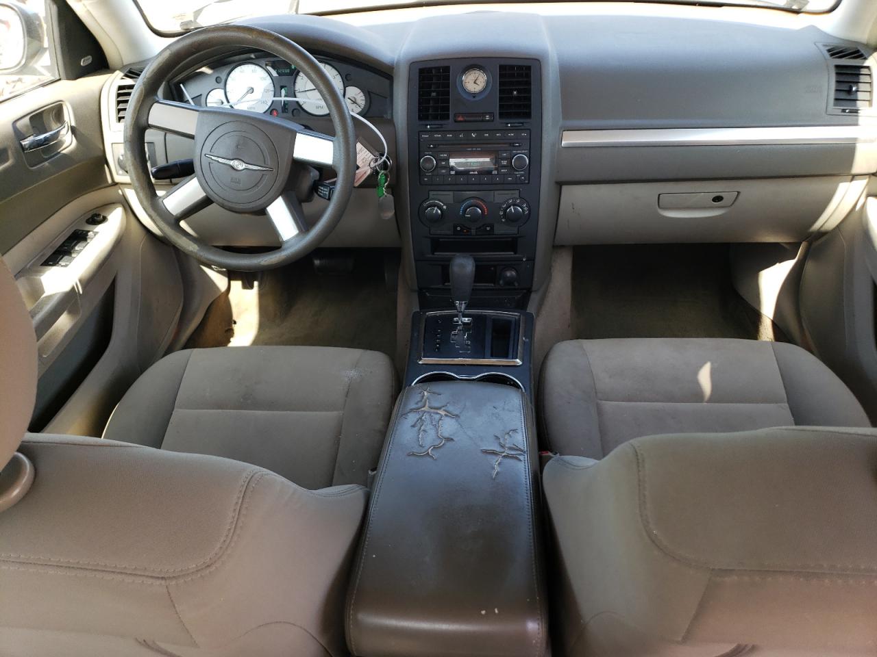 2008 Chrysler 300 Lx VIN: 2C3LA43R48H282313 Lot: 64250414