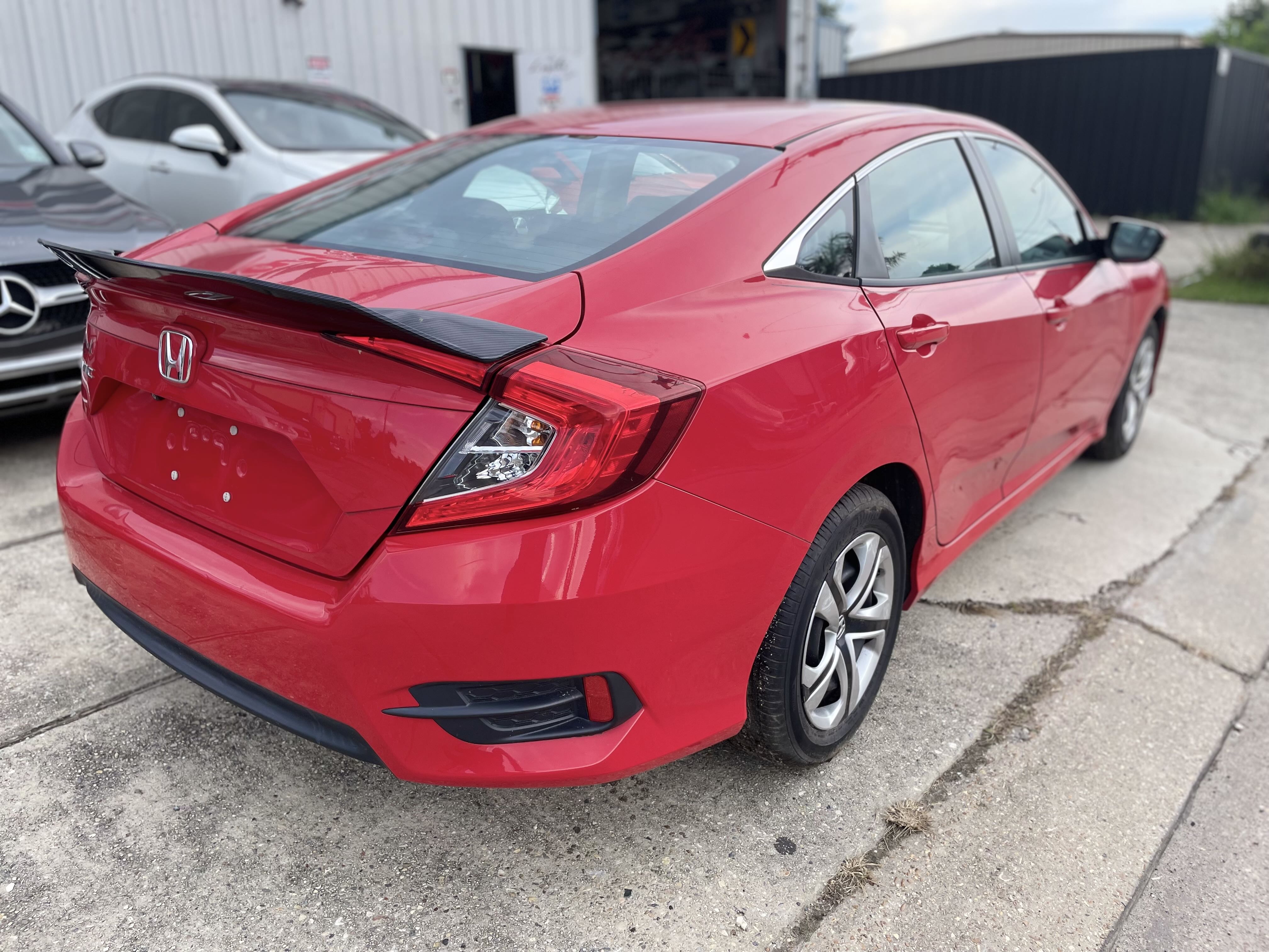 2016 Honda Civic Lx vin: 2HGFC2F57GH521126