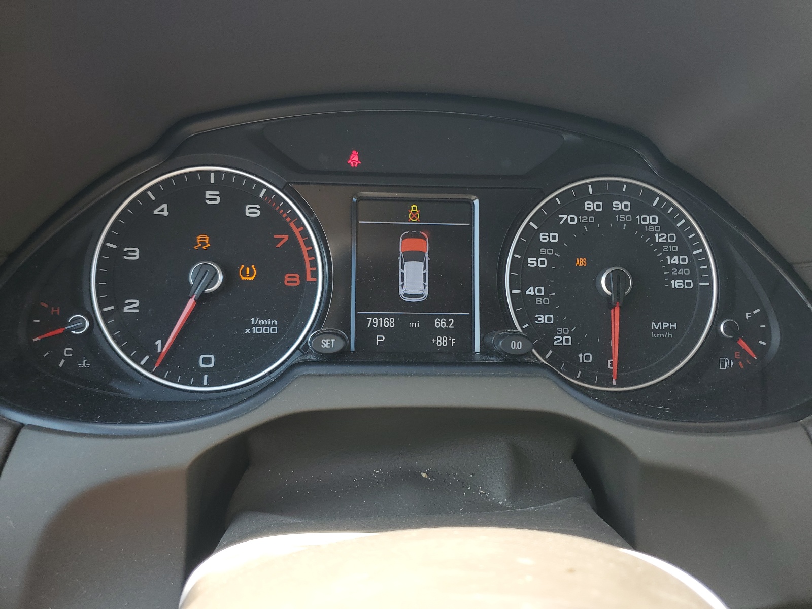 WA1LFAFP3EA039327 2014 Audi Q5 Premium Plus