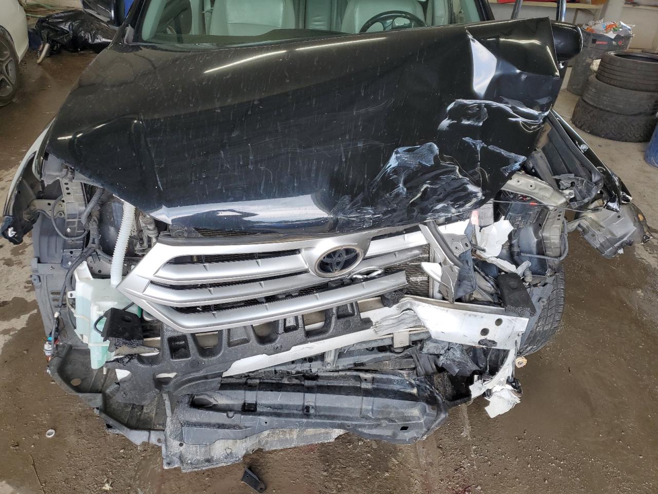 2011 Toyota Highlander Limited VIN: 5TDDK3EH5BS063946 Lot: 63917034