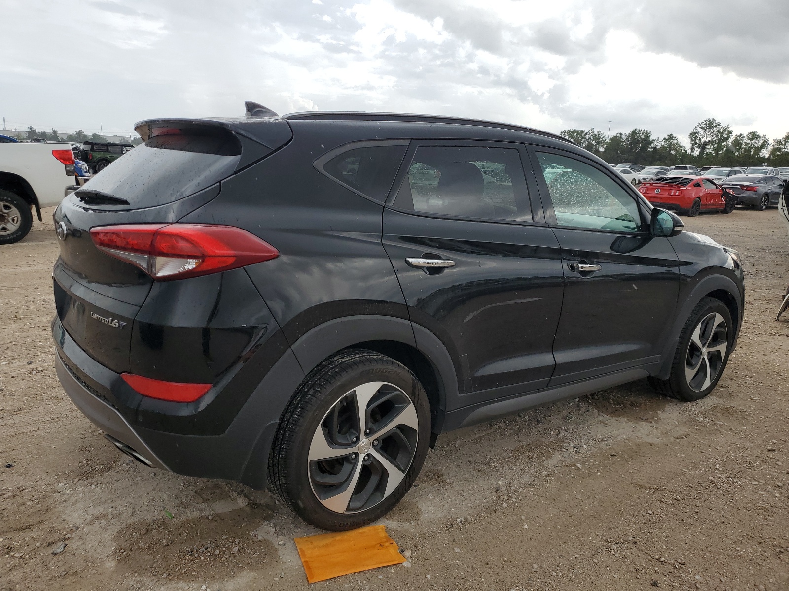 2016 Hyundai Tucson Limited vin: KM8J33A20GU255128