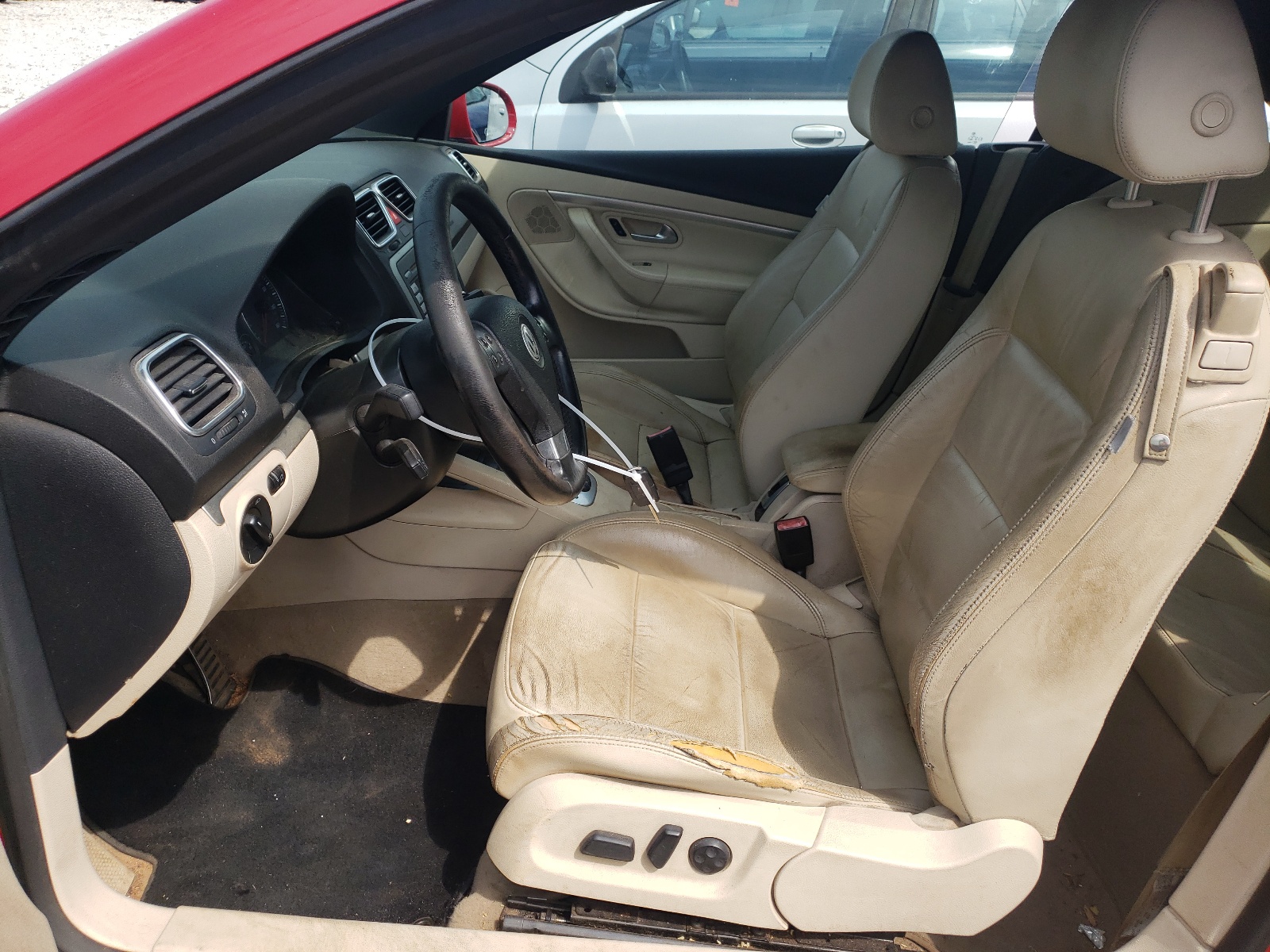 WVWDA71F17V013654 2007 Volkswagen Eos 2.0T Sport