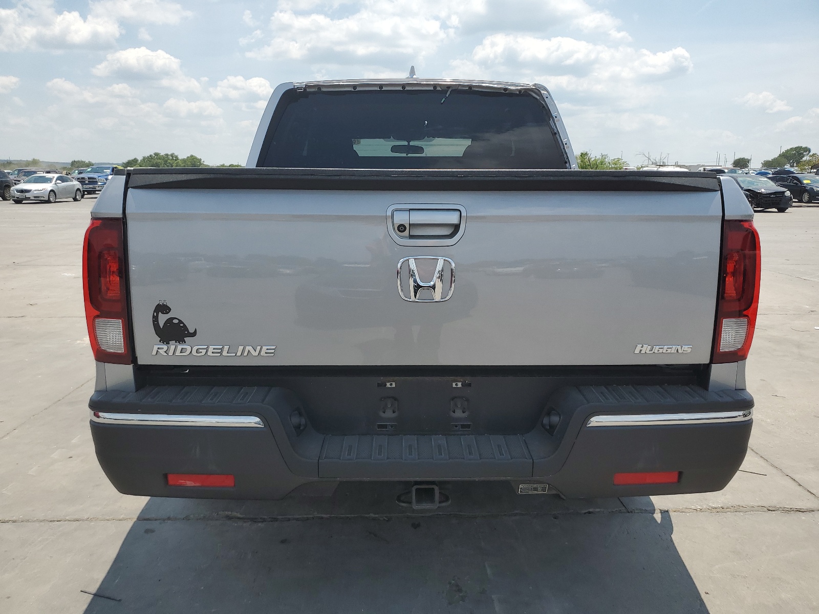 5FPYK2F1XJB002809 2018 Honda Ridgeline Sport