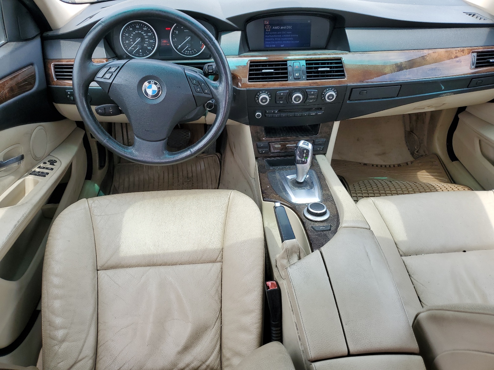 WBANV13538CZ58898 2008 BMW 528 Xi