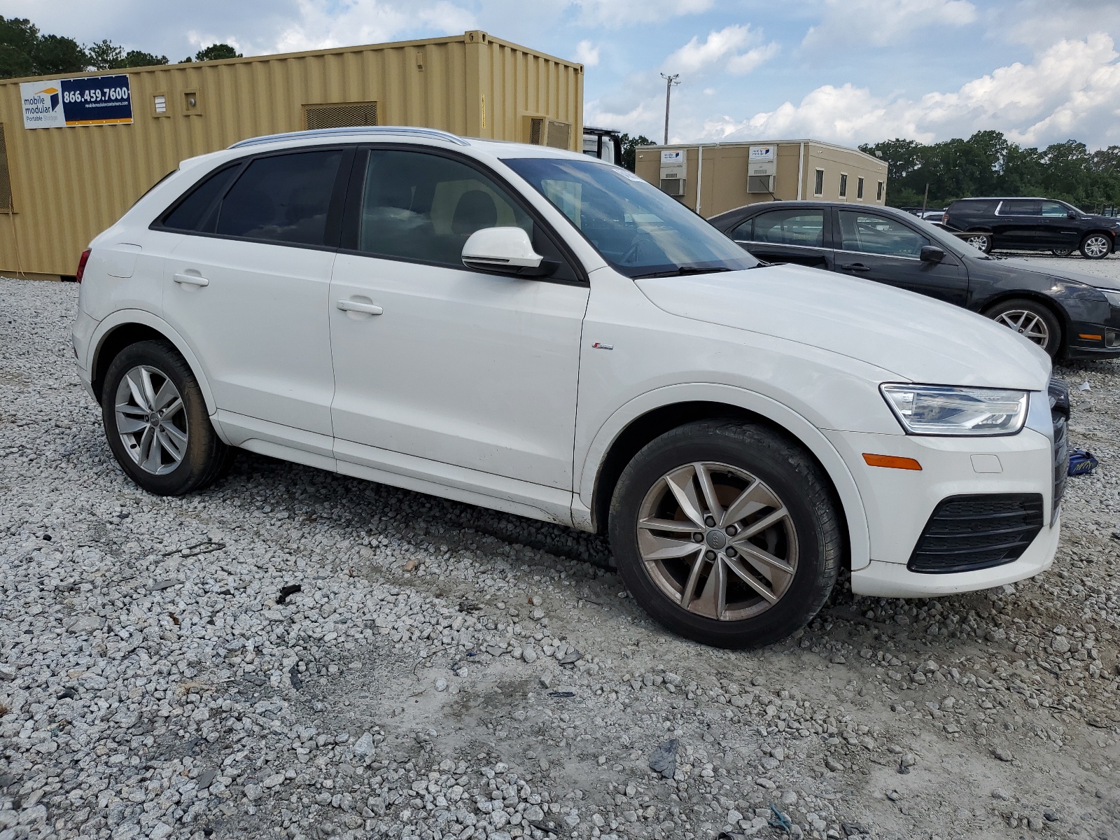 2018 Audi Q3 Premium vin: WA1BCCFS6JR030234