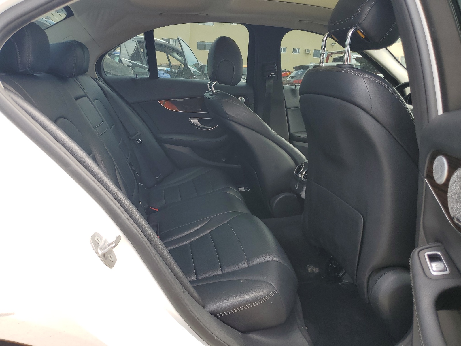 55SWF4KB6GU175264 2016 Mercedes-Benz C 300 4Matic