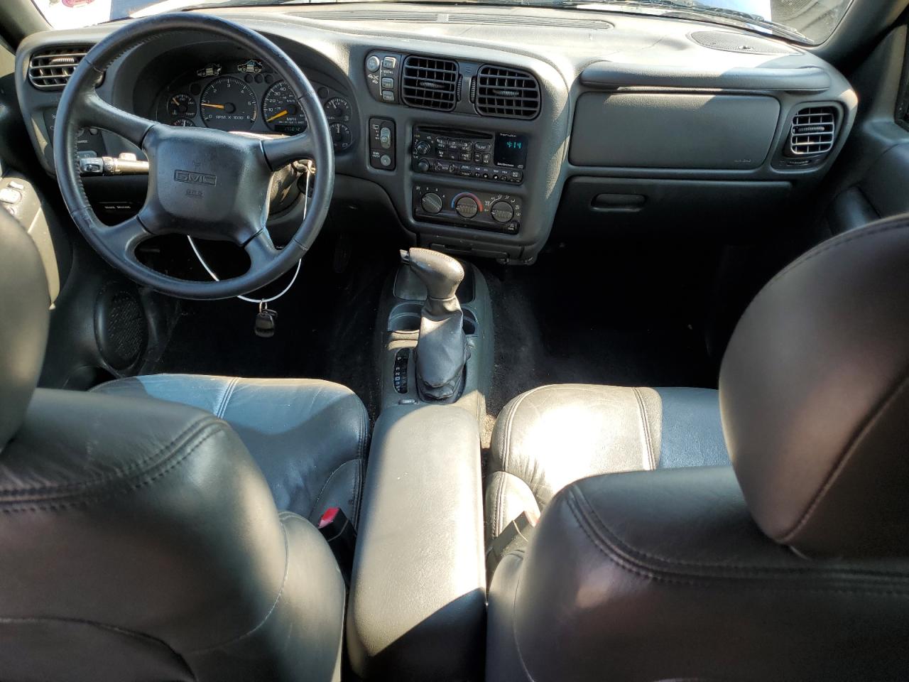 2000 GMC Jimmy / Envoy VIN: 1GKDT13W6Y2383560 Lot: 62894834