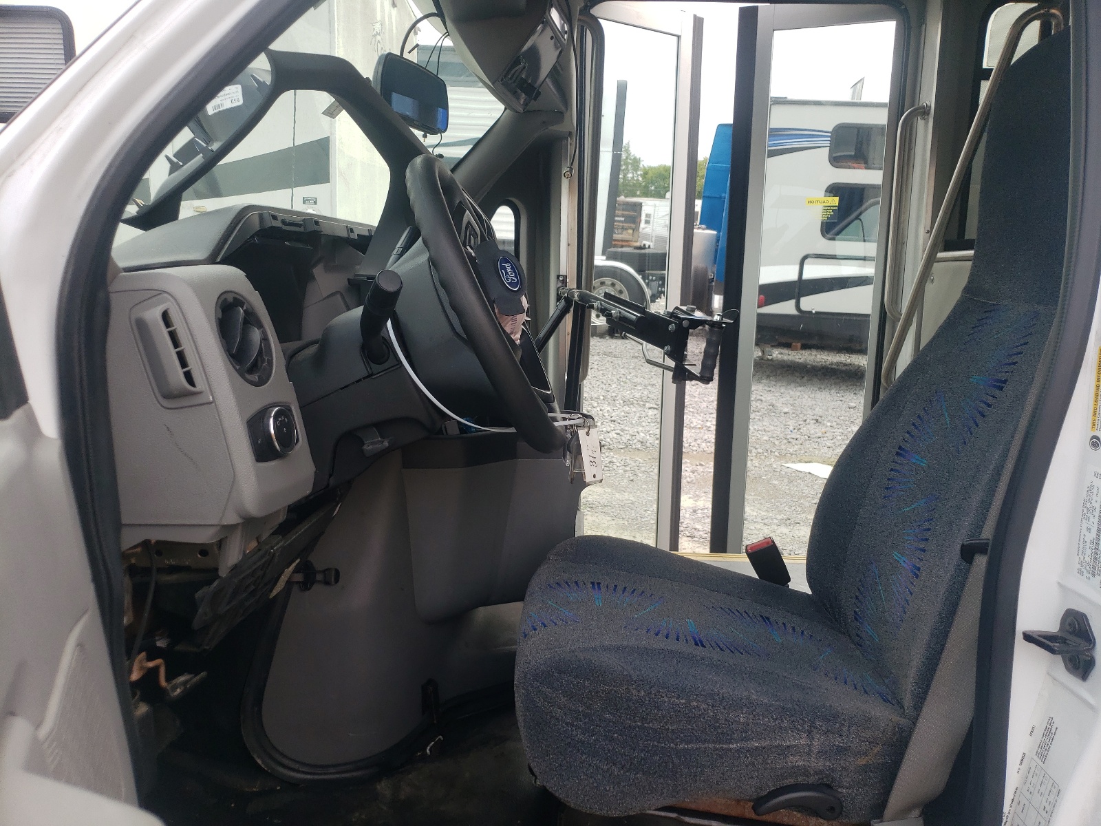 1FDEE3FN8RDD12600 2024 Ford Econoline E350 Super Duty Cutaway Van