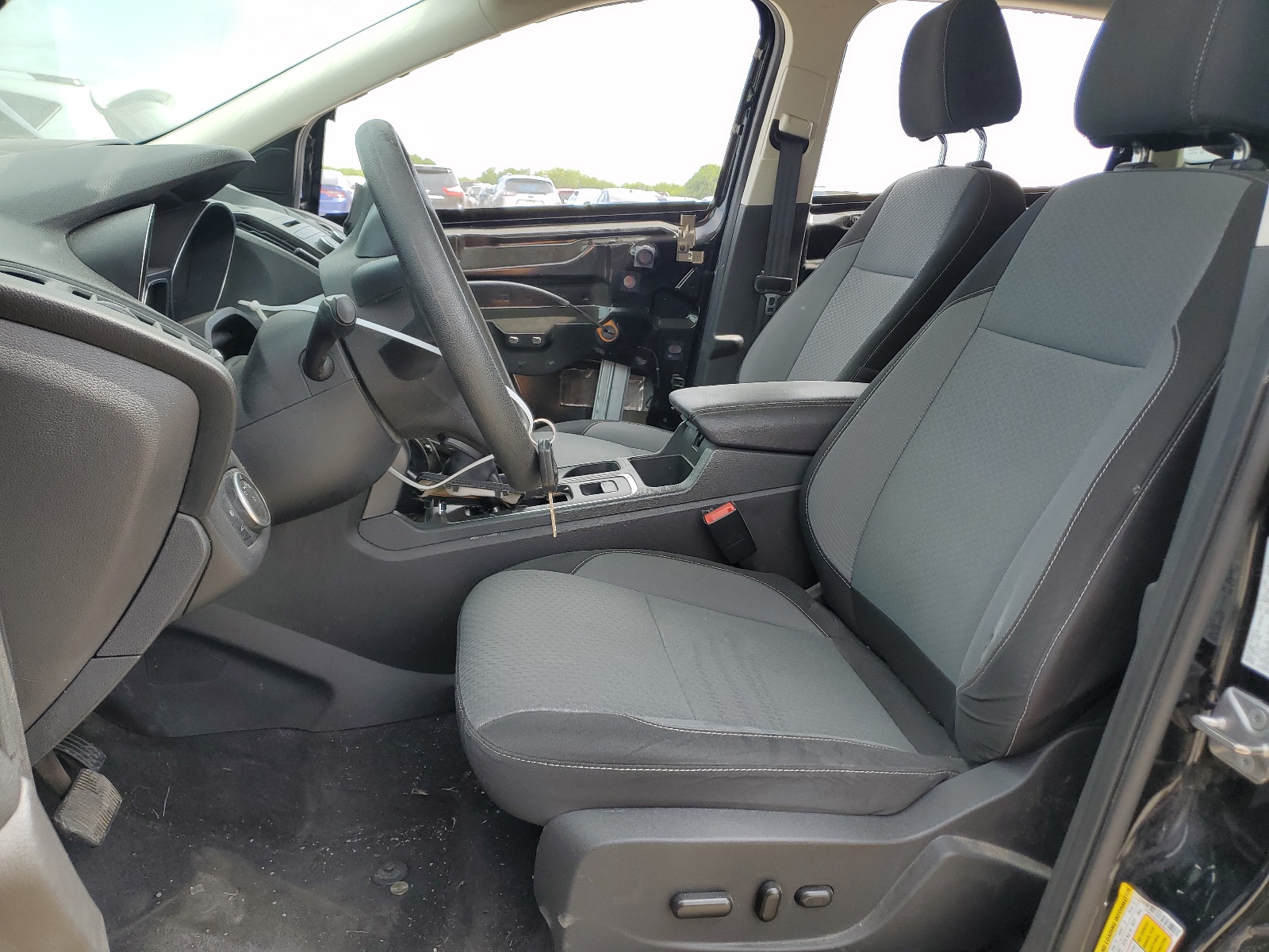 1FMCU0G9XHUB67536 2017 Ford Escape Se