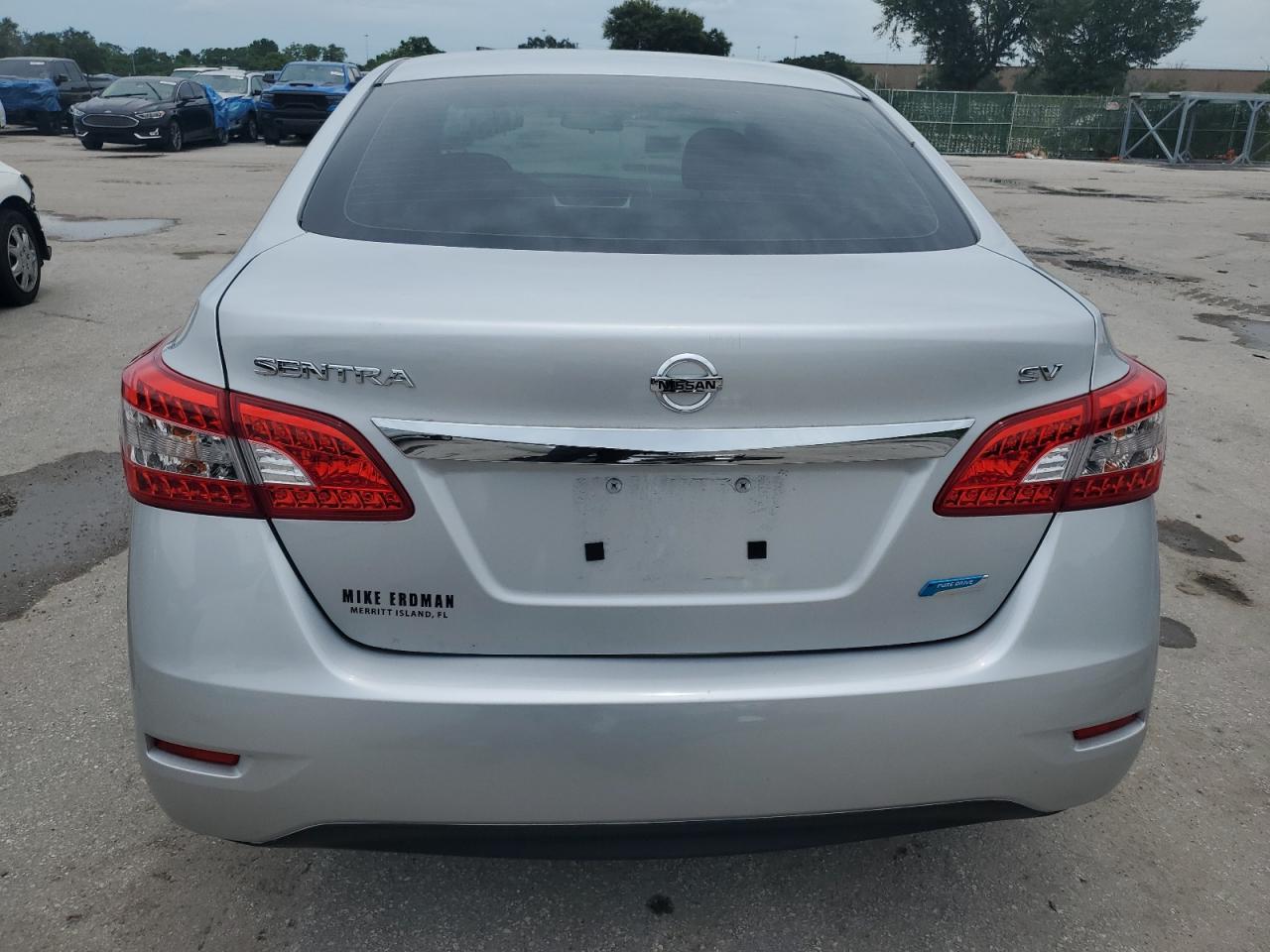 2014 Nissan Sentra - Image 6