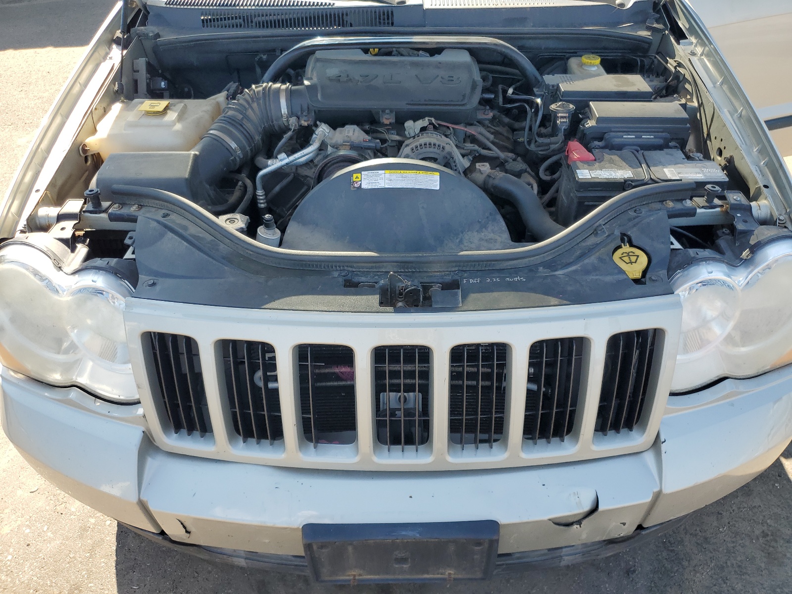 1J8HR48N58C215537 2008 Jeep Grand Cherokee Laredo
