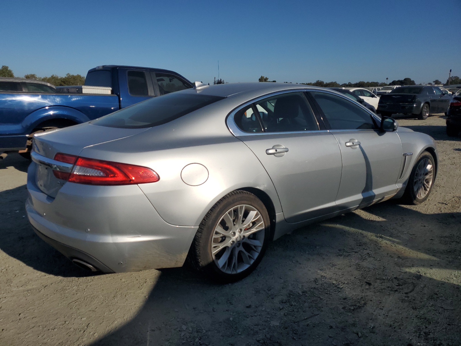 2013 Jaguar Xf vin: SAJWA0E71D8S74250