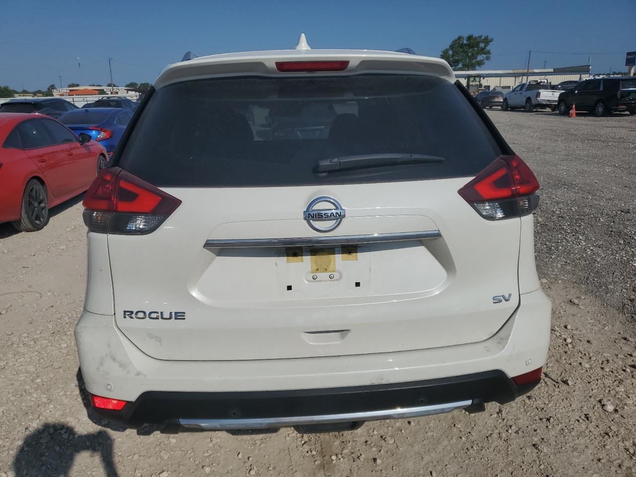 2020 Nissan Rogue S VIN: JN8AT2MT5LW031150 Lot: 61988814