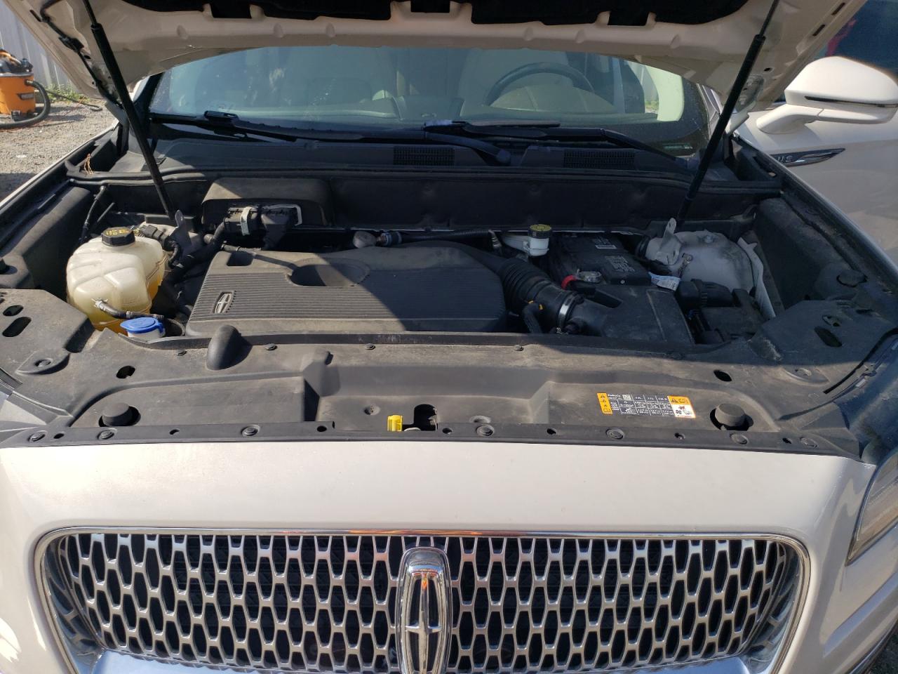 2020 Lincoln Nautilus Reserve VIN: 2LMPJ8K99LBL01780 Lot: 62079144