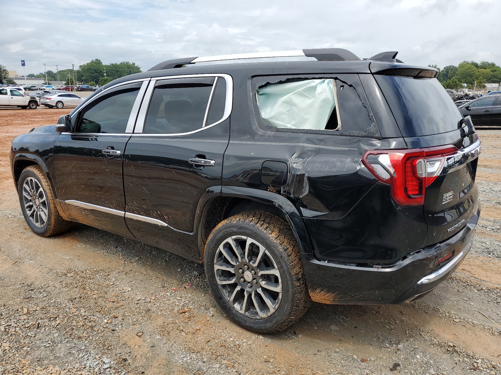 2020 GMC Acadia Denali vin: 1GKKNXLS7LZ108572