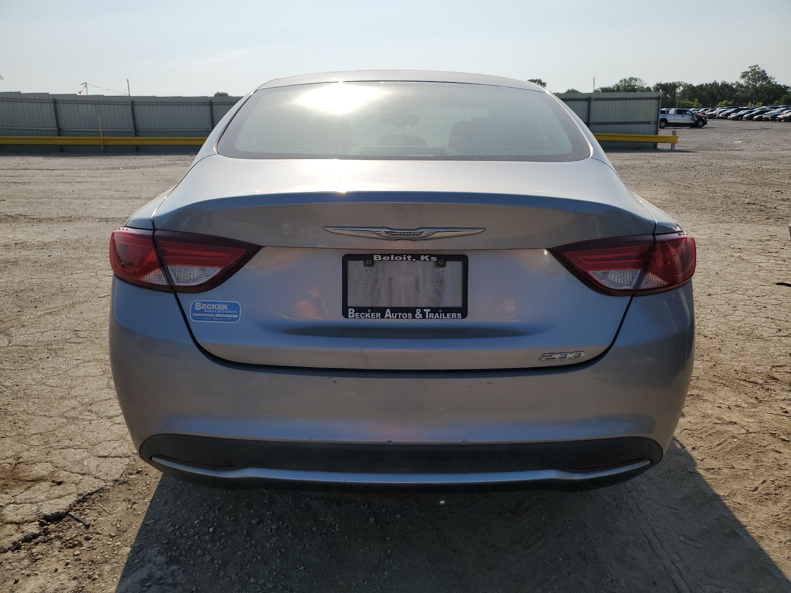 1C3CCCAB0FN668550 2015 Chrysler 200 Limited