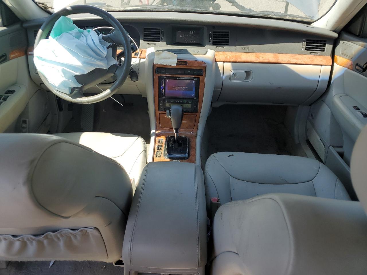 2005 Kia Amanti VIN: KNALD124355066704 Lot: 63269194