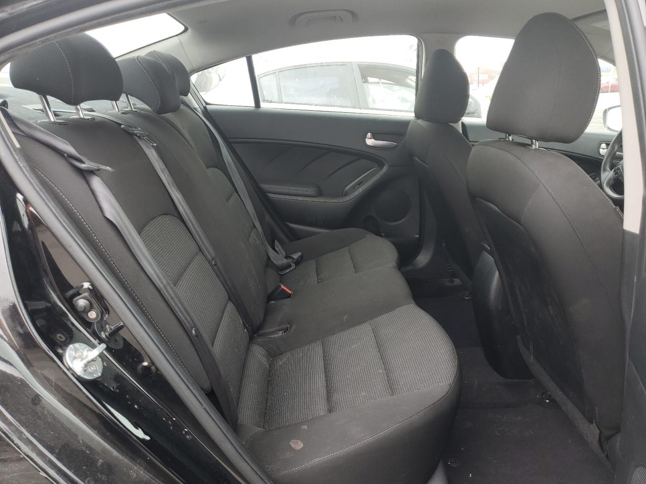 2017 Kia Forte Lx VIN: 3KPFK4A7XHE140762 Lot: 63140474