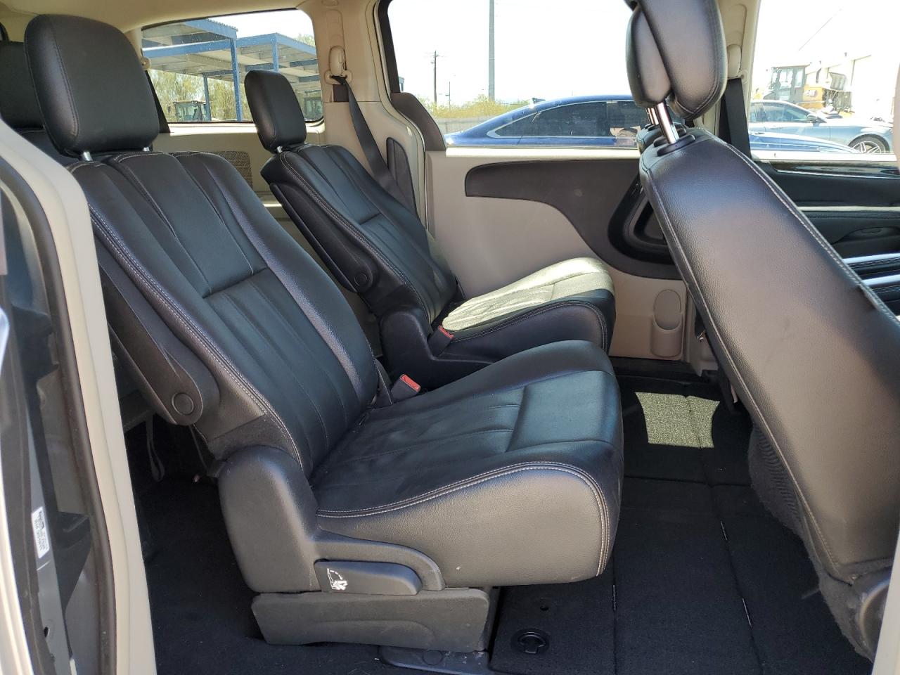 2014 Chrysler Town & Country Touring VIN: 2C4RC1BG5ER381761 Lot: 65004564