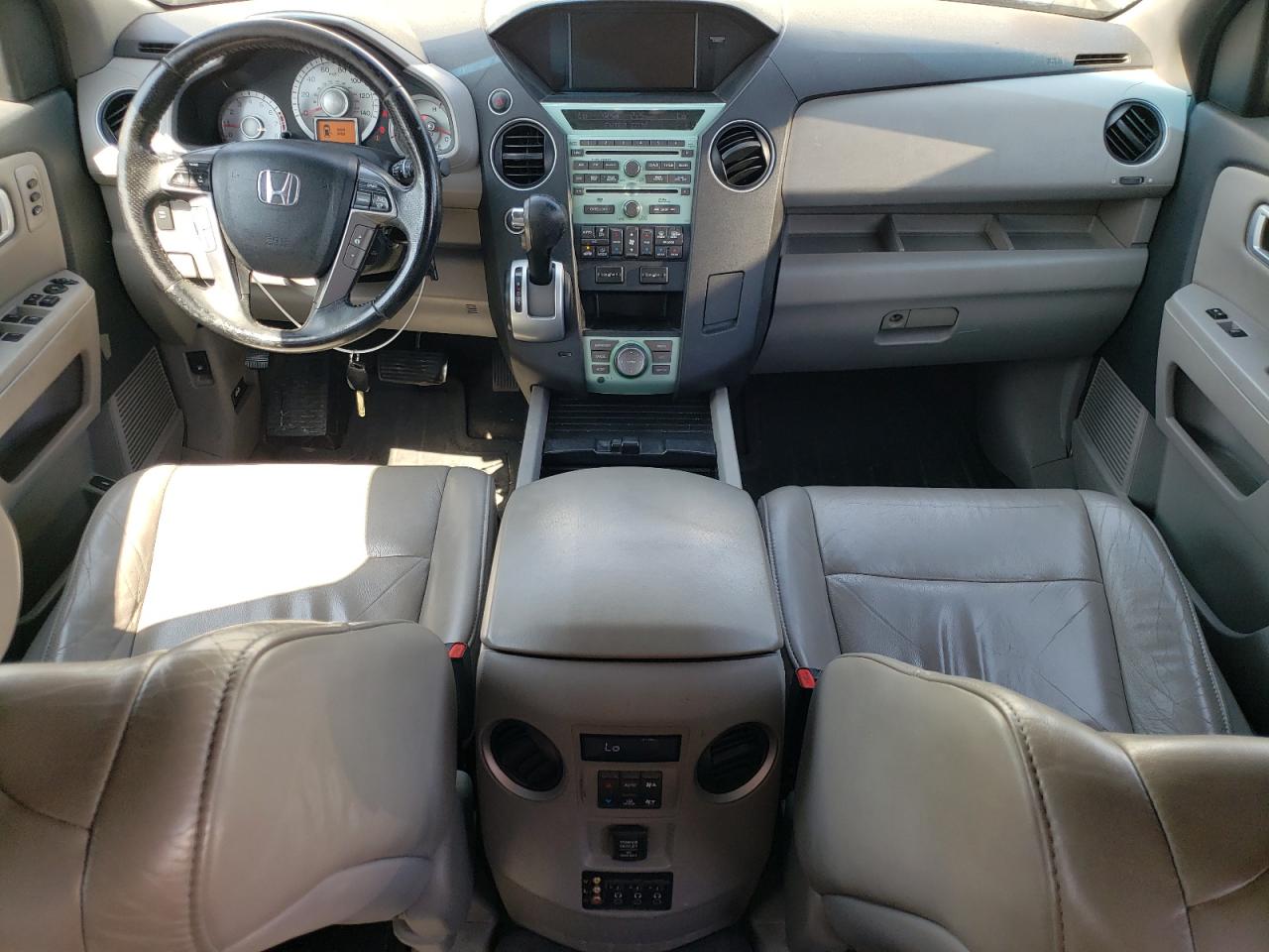 2011 Honda Pilot Touring VIN: 5FNYF4H93BB082581 Lot: 61079114