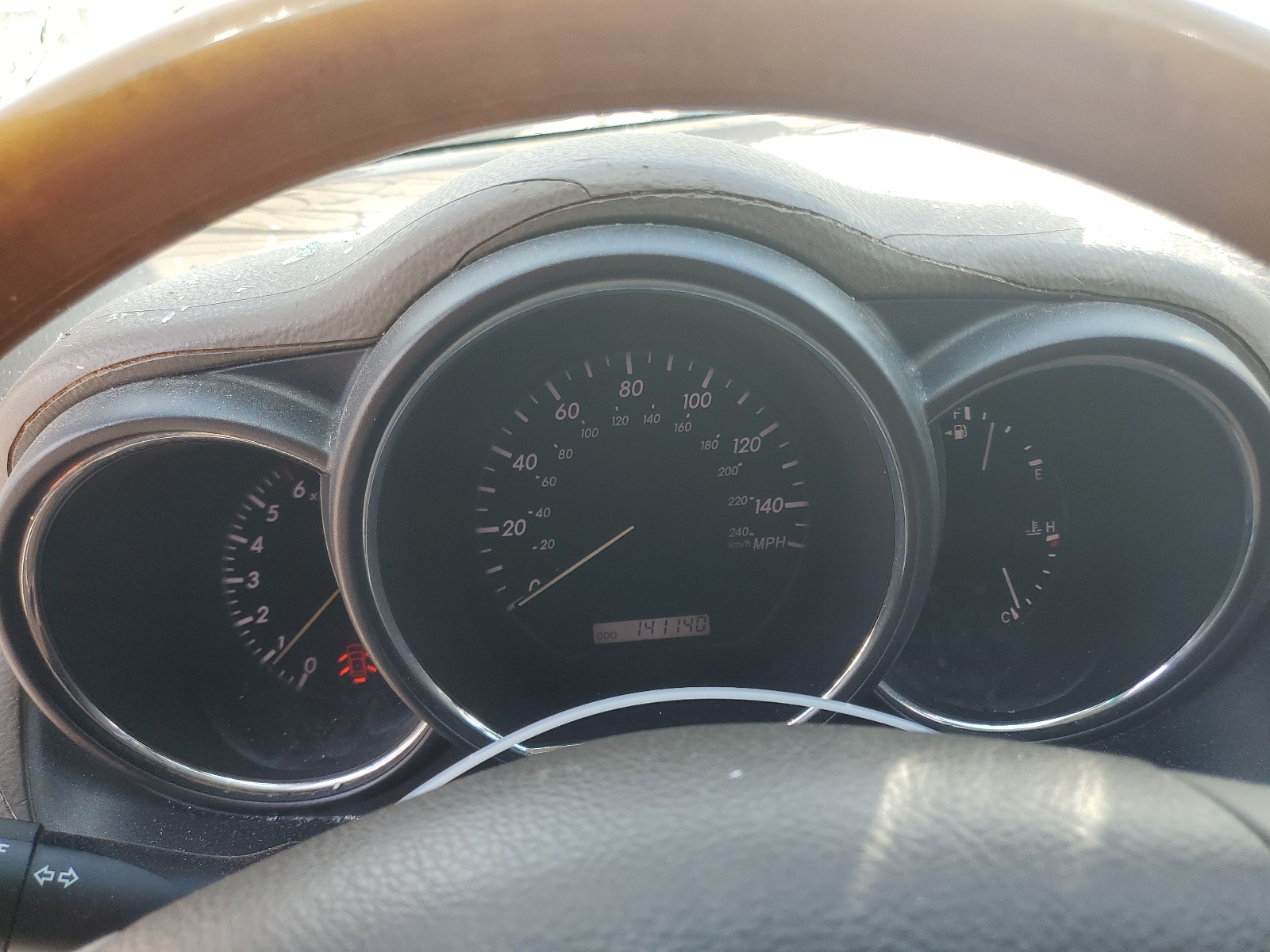 JTJGA31UX40030883 2004 Lexus Rx 330