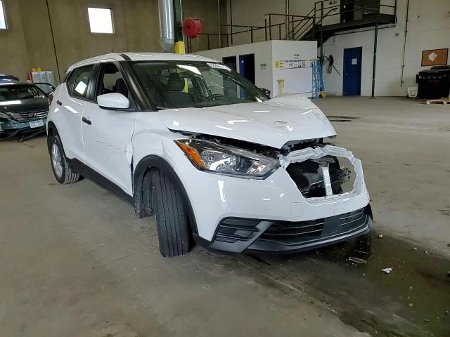 2020 Nissan Kicks - Image 11