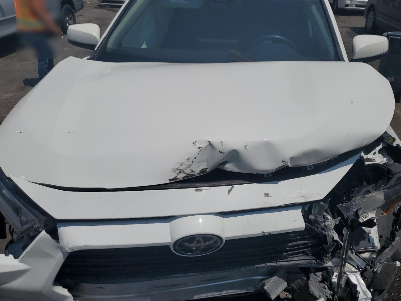 JTMW1RFV3LD058700 2020 Toyota Rav4 Xle