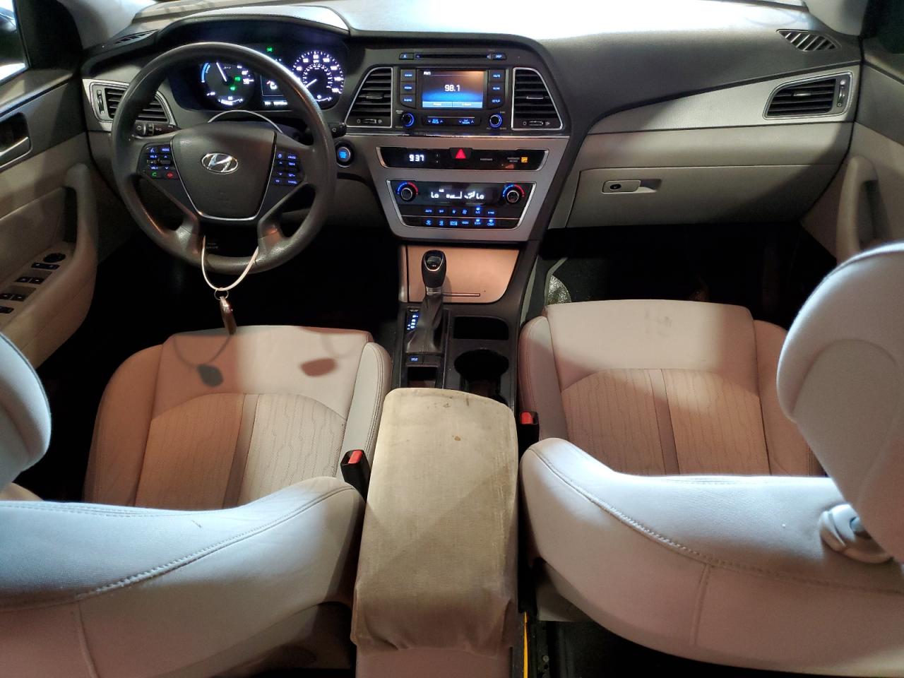 2016 Hyundai Sonata Hybrid VIN: KMHE24L17GA040572 Lot: 60886074