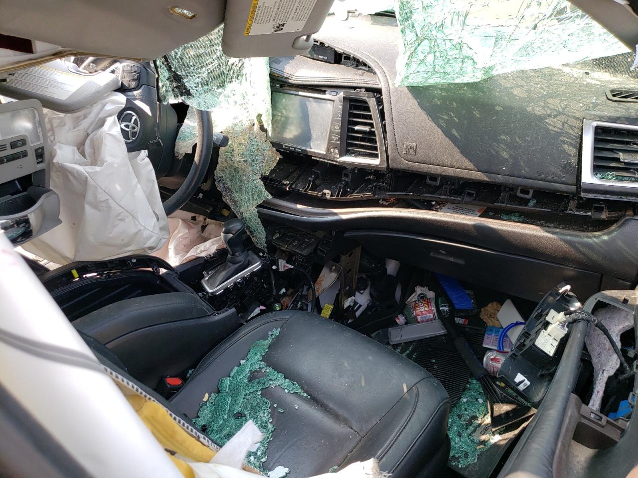 2016 Toyota Highlander Xle VIN: 5TDJKRFH1GS237975 Lot: 63234704