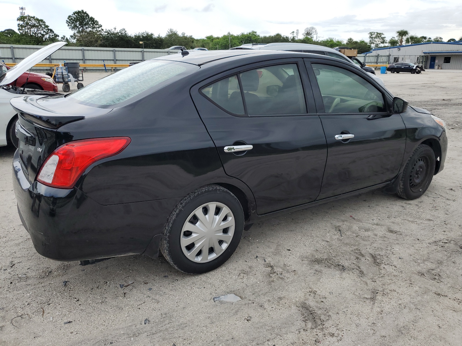 2017 Nissan Versa S vin: 3N1CN7AP2HL861636