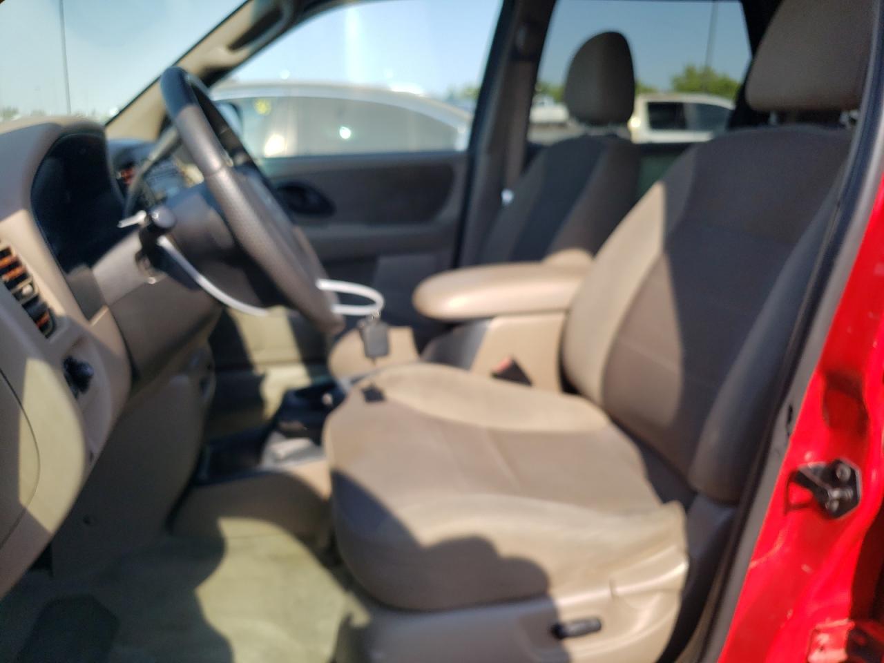 2002 Ford Escape Xlt VIN: 1FMYU04182KD95848 Lot: 63108114